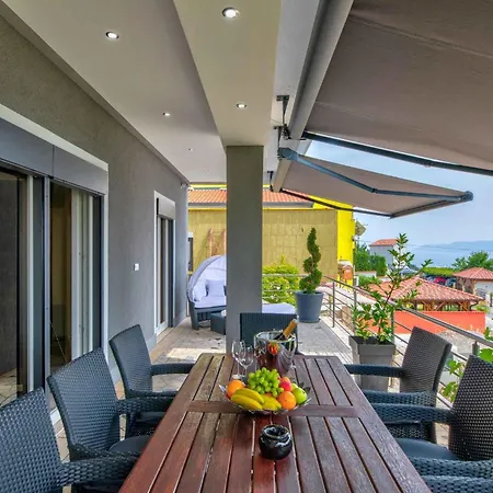 In 41697 Apartment Crikvenica