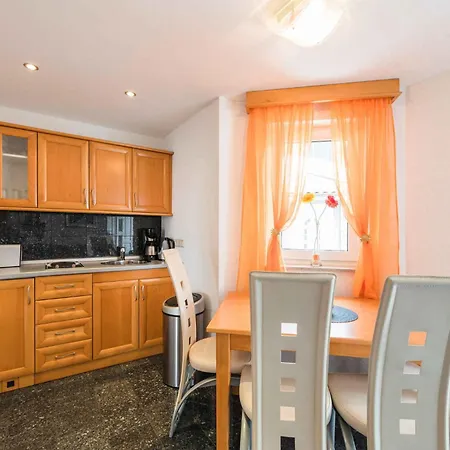 In 41697 Apartamento