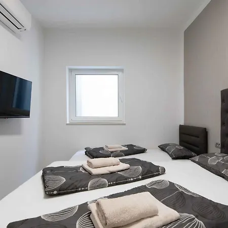 Apartment In 41697 Crikvenica